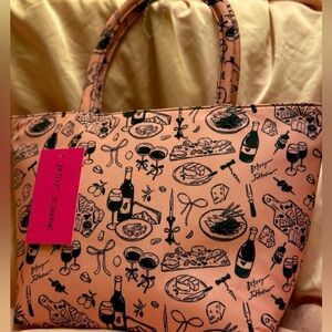 Betsey Johnson Insulated Lunch Tote Pink Foodie Sketch Wine & Cheese NWT